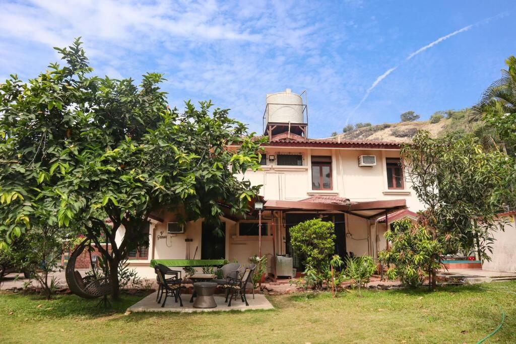 Valecha Villa Entire 4Bhkbunglow With 5000 Sq Ft Garden Lonavala Exterior foto